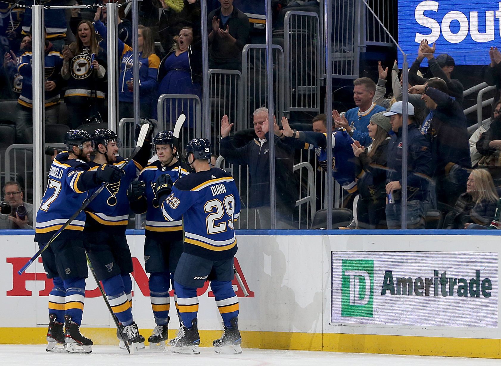 Blues 2, Wild 1